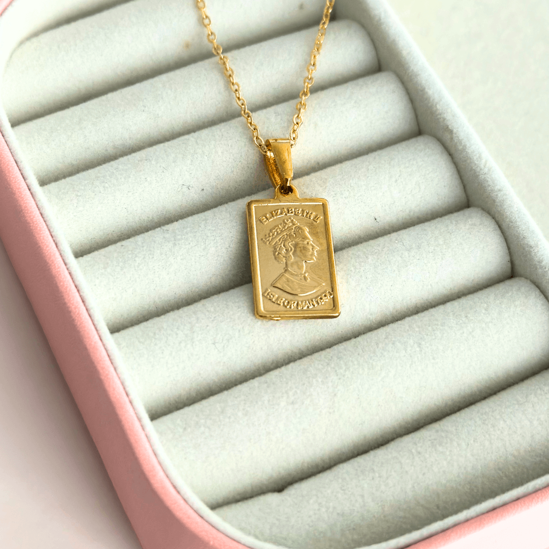 queen elizabeth charm necklace