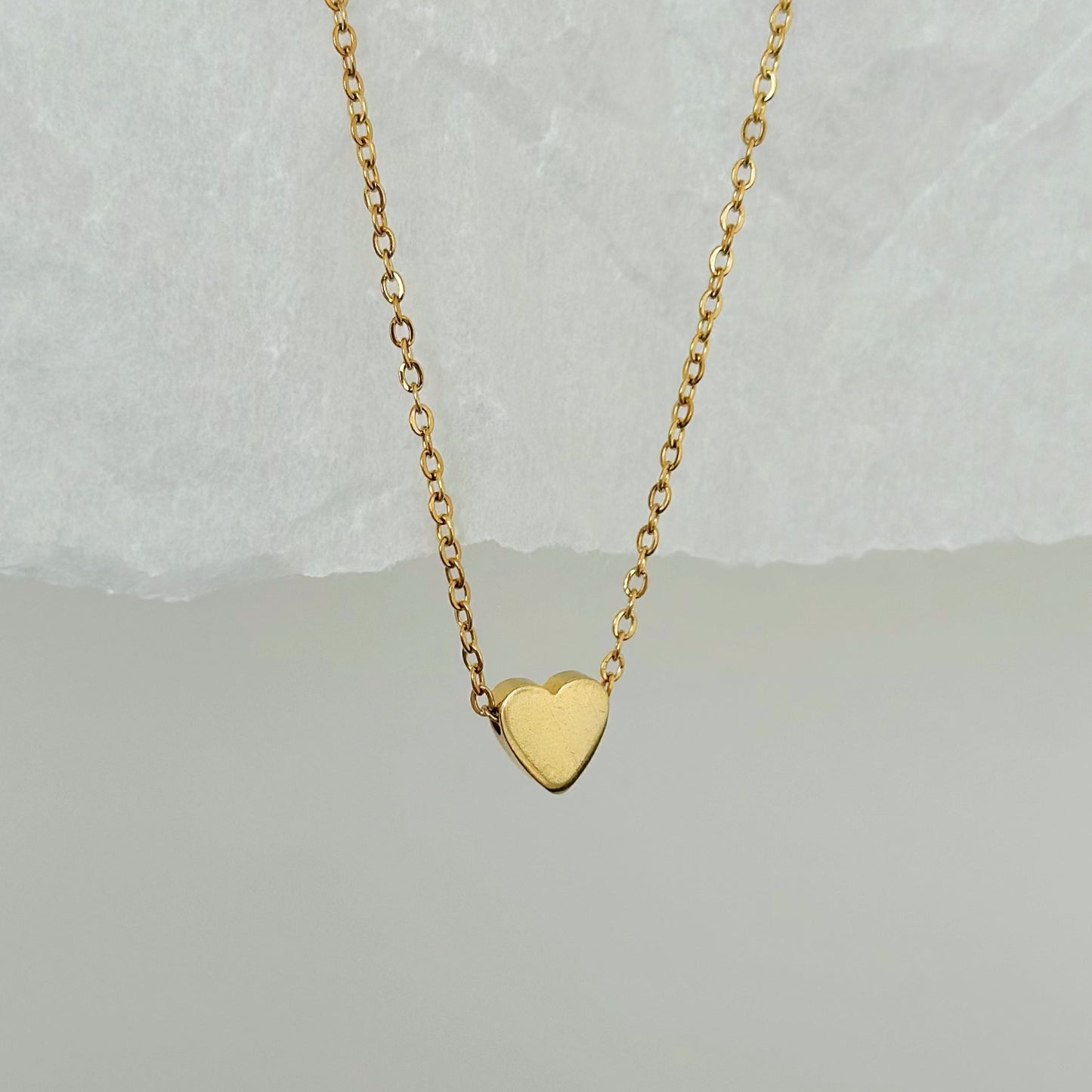 gold dainty heart charm necklace